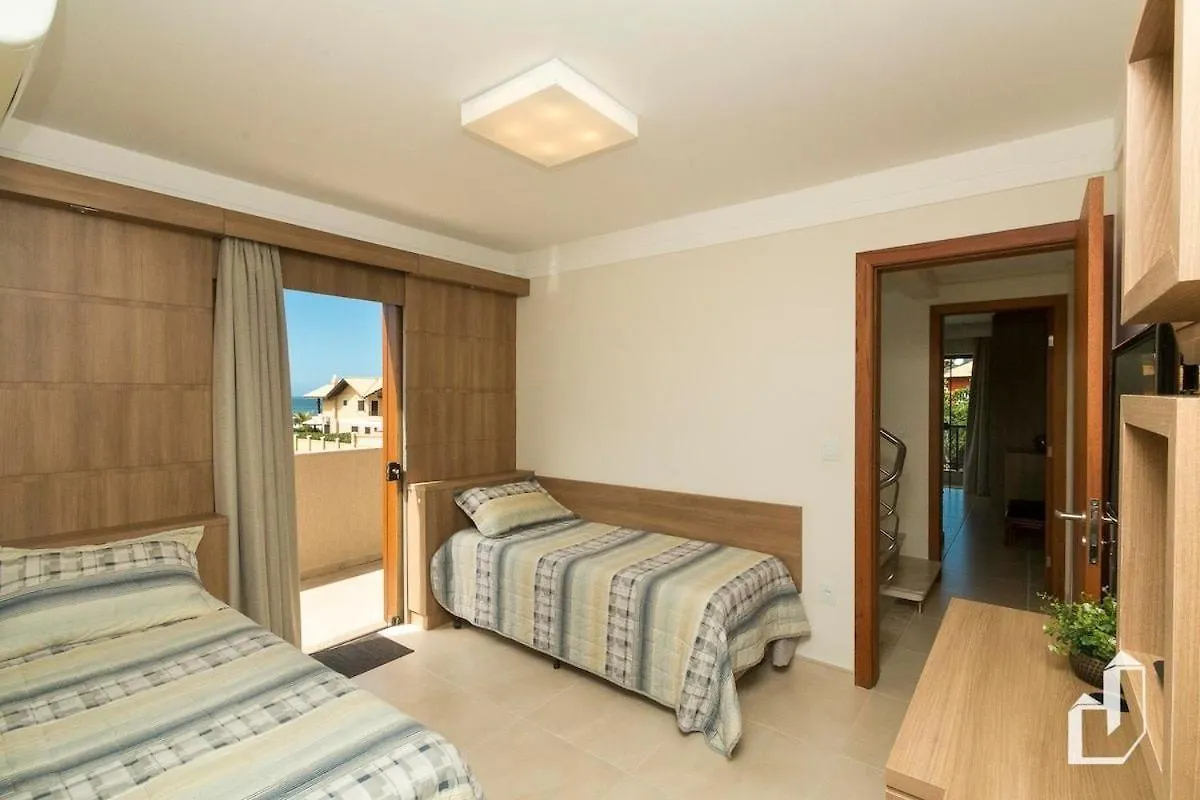 Com 03 Suites Climatizadas E Jacuzzi Aquecida Bombinhas 0*,
